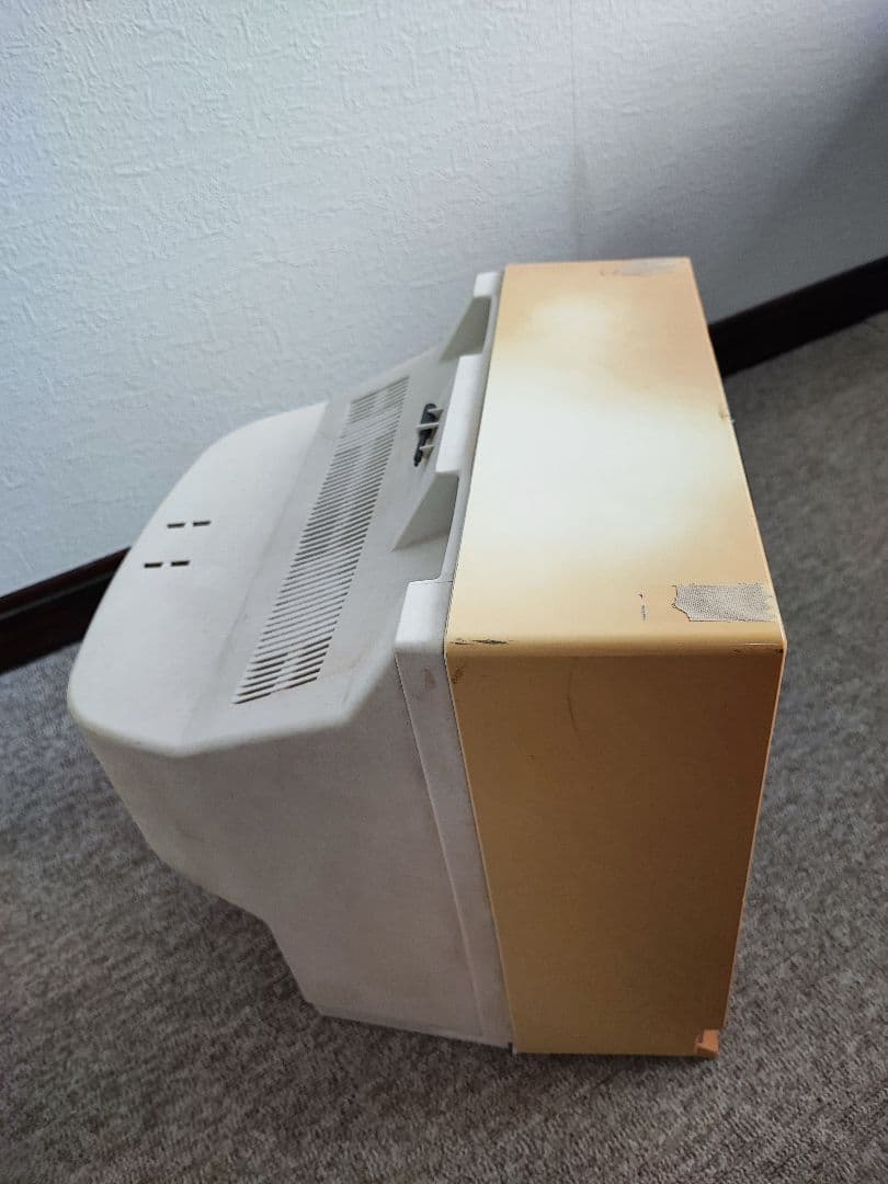 ブラウン管テレビ　東芝 14W-E30　ジャンク