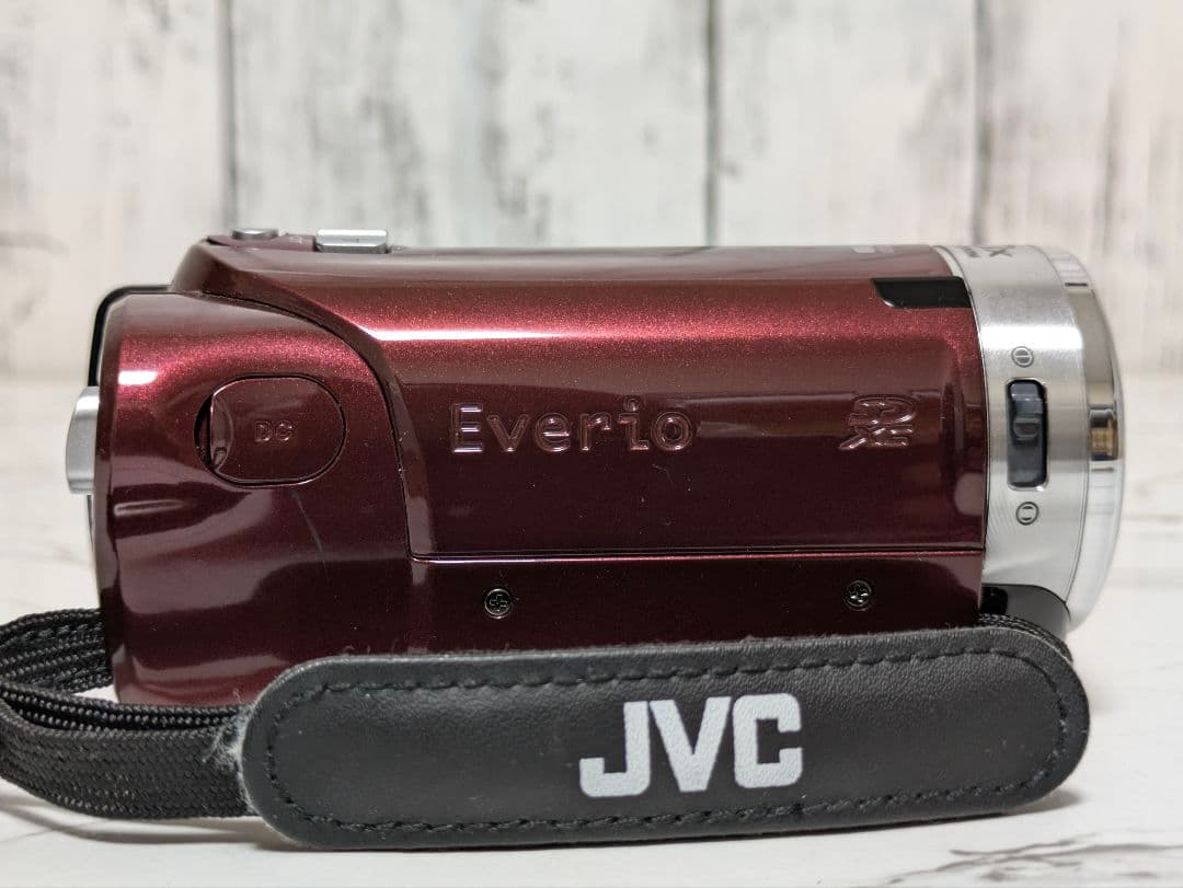 JVC　GZ-E180　SDカード2枚付き