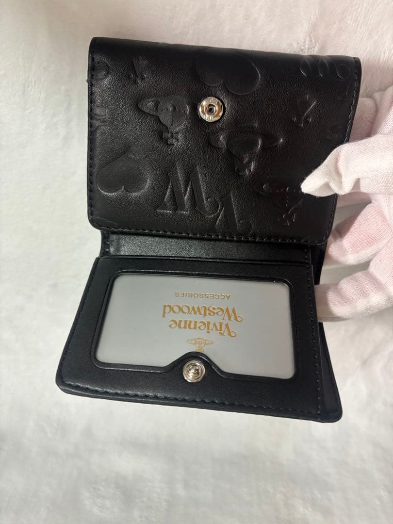 【内柄も素敵☆】Vivienne Westwood 三つ折り財布 マット 黒