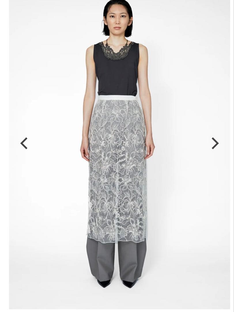 専用です。MURRAL Seem flower lace skirt 訳あり