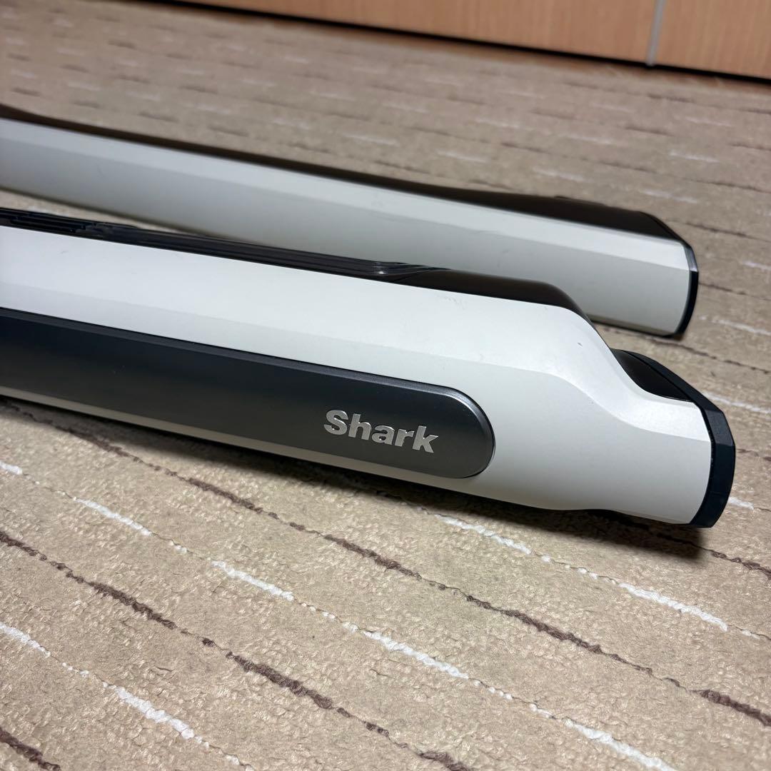 SHARK コードレス スティック クリーナー シャーク CS120J