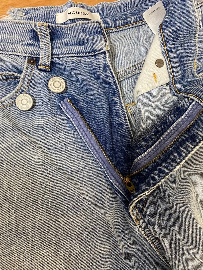 moussy マウジー　CROSS WAIST WIDE STRAIGHT 1