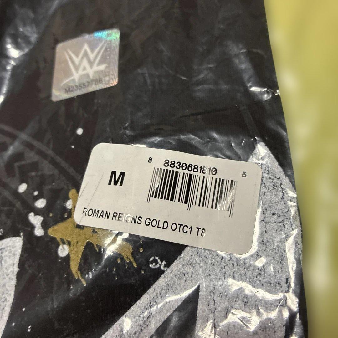 Mサイズ WWE Tシャツ　ローマンレインズ　ゴールドOTC1