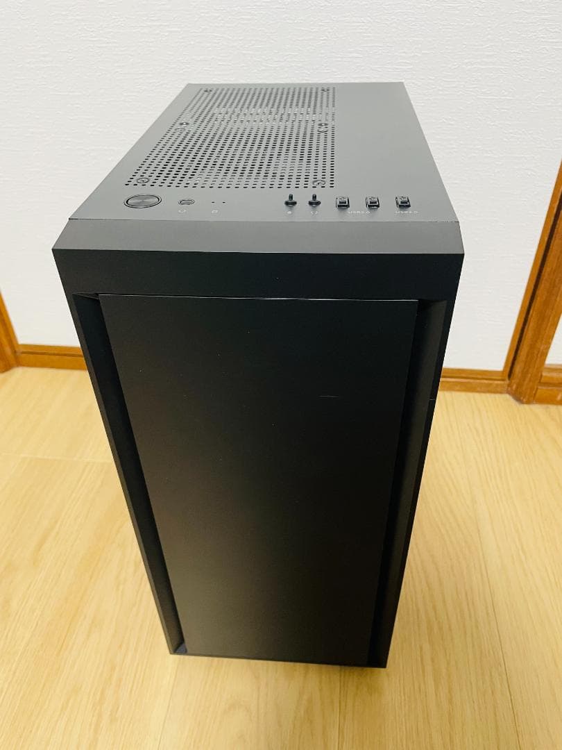 Windowsデスクトップ R7 3700X/B550M / RX6500/ 16GB / NVMe 512