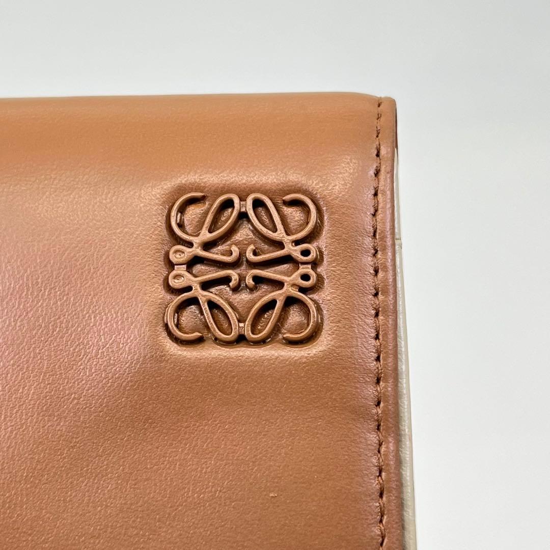 LOEWE 名刺入れ カードケース アナグラム ロゴ金具 ナッパレザー ブラウン