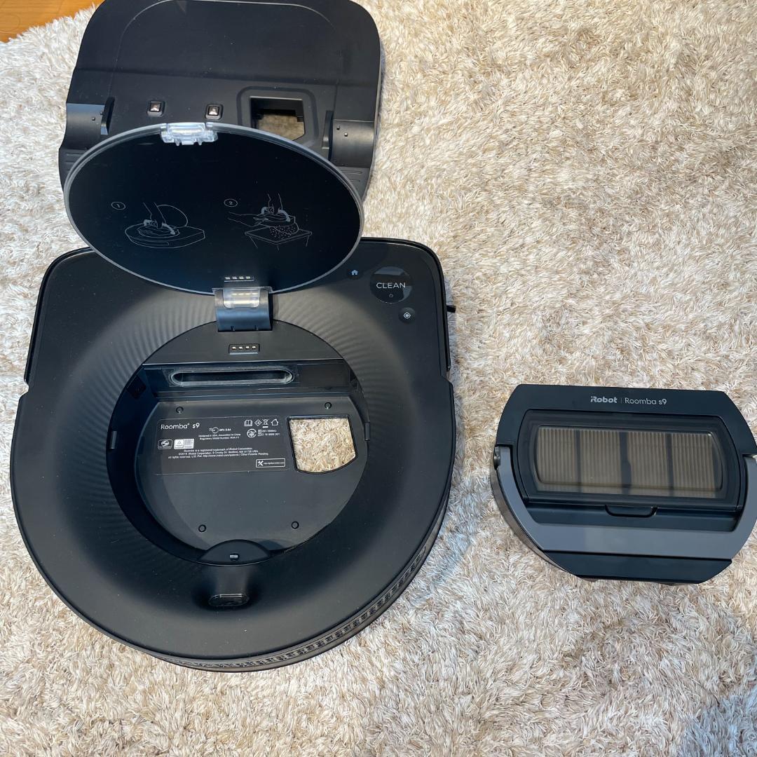 iRobot ルンバs9+ 定価18万 自動ごみ収集機能付き