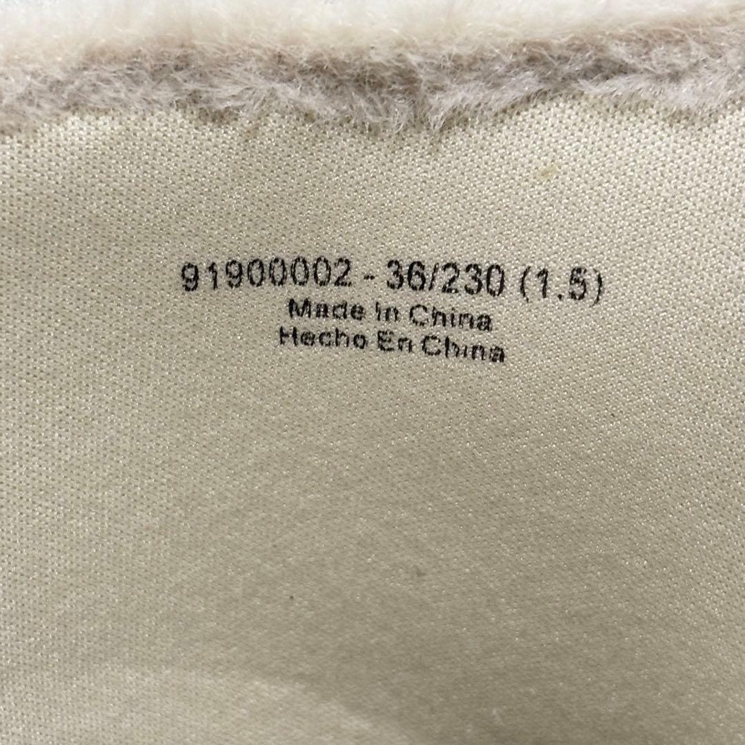 CHARLES & KEITHピクシー プラットフォームアンクルブーツ ベージュ