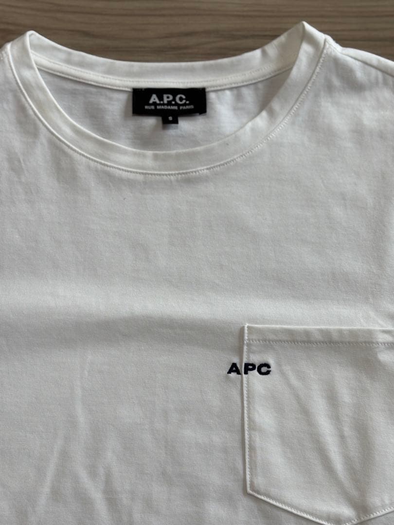 A.P.C. アーペーセー 半袖Tシャツ　ホワイト　メンズS・ユニセックス