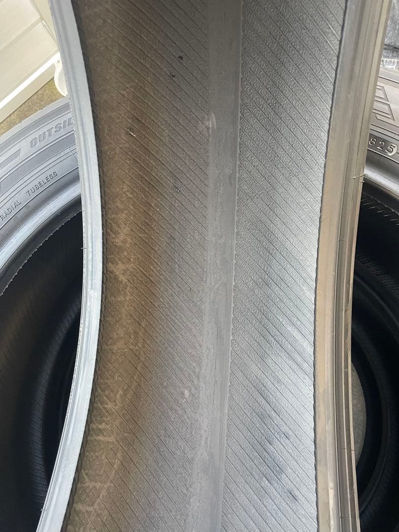 新車外し　ヨコハマ　ADVAN V61 225/55R18 4本　レクサスLBX