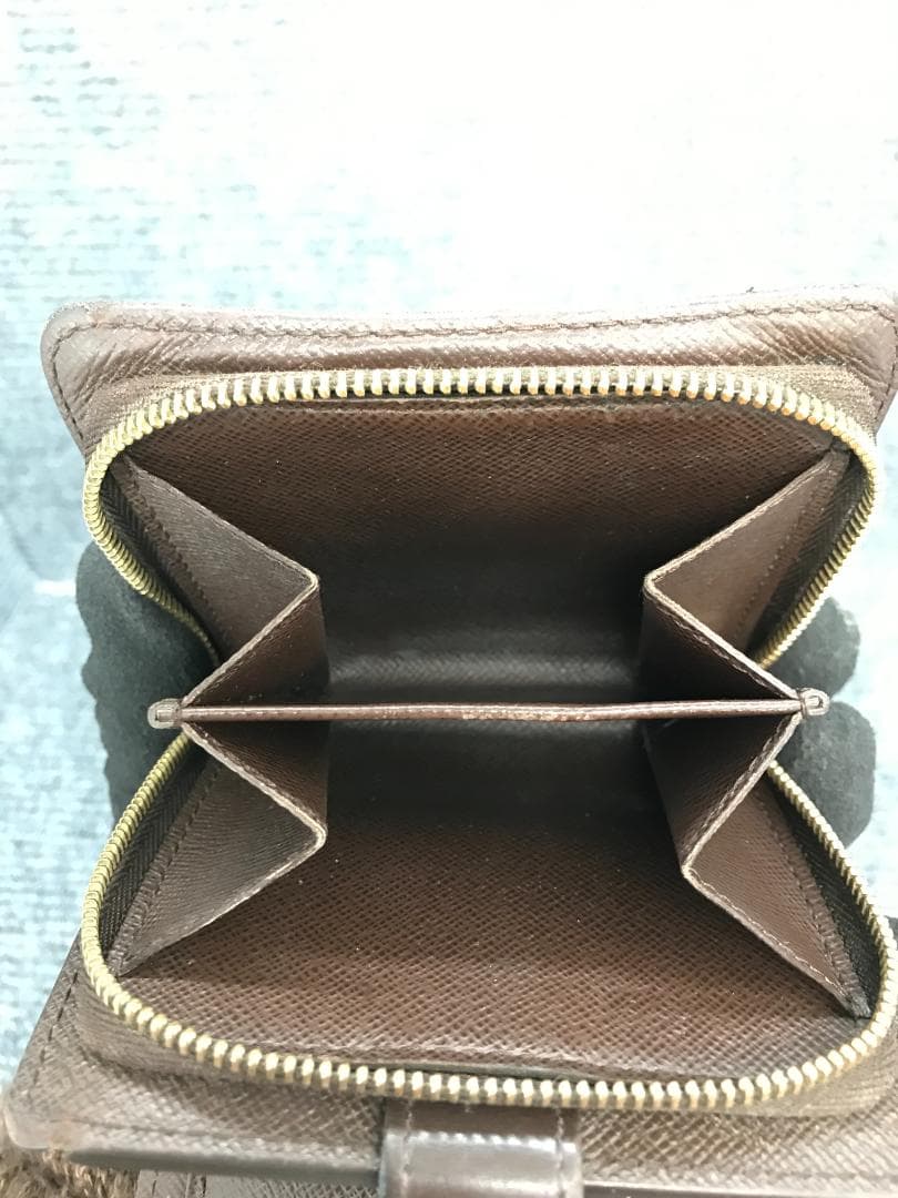 LOUIS VUITTON　ルイヴィトン　二つ折り財布　ダミエ　262