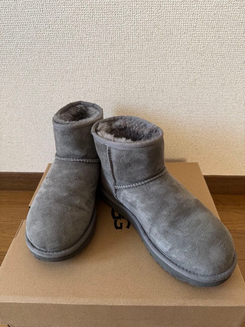 UGG Classic Mini II グレー 24.0cm