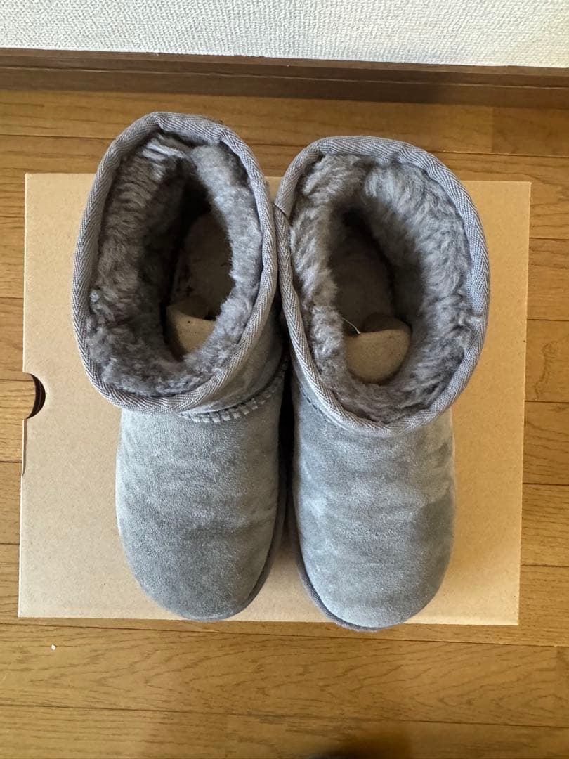 UGG Classic Mini II グレー 24.0cm