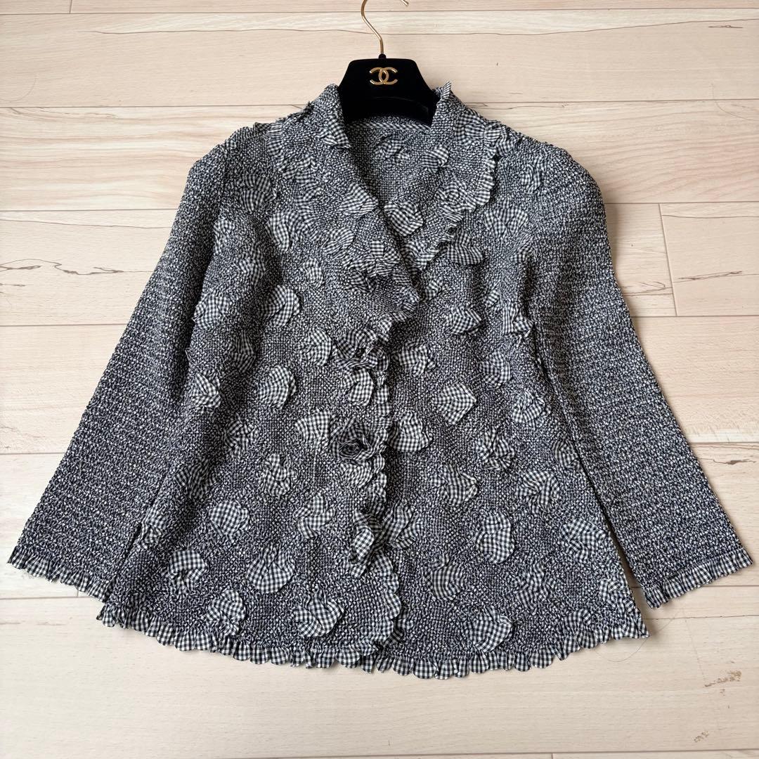 【極美品】近年タグ　ノコオーノ　プリーツ　立体花モチーフフリル　ギンガムチェック