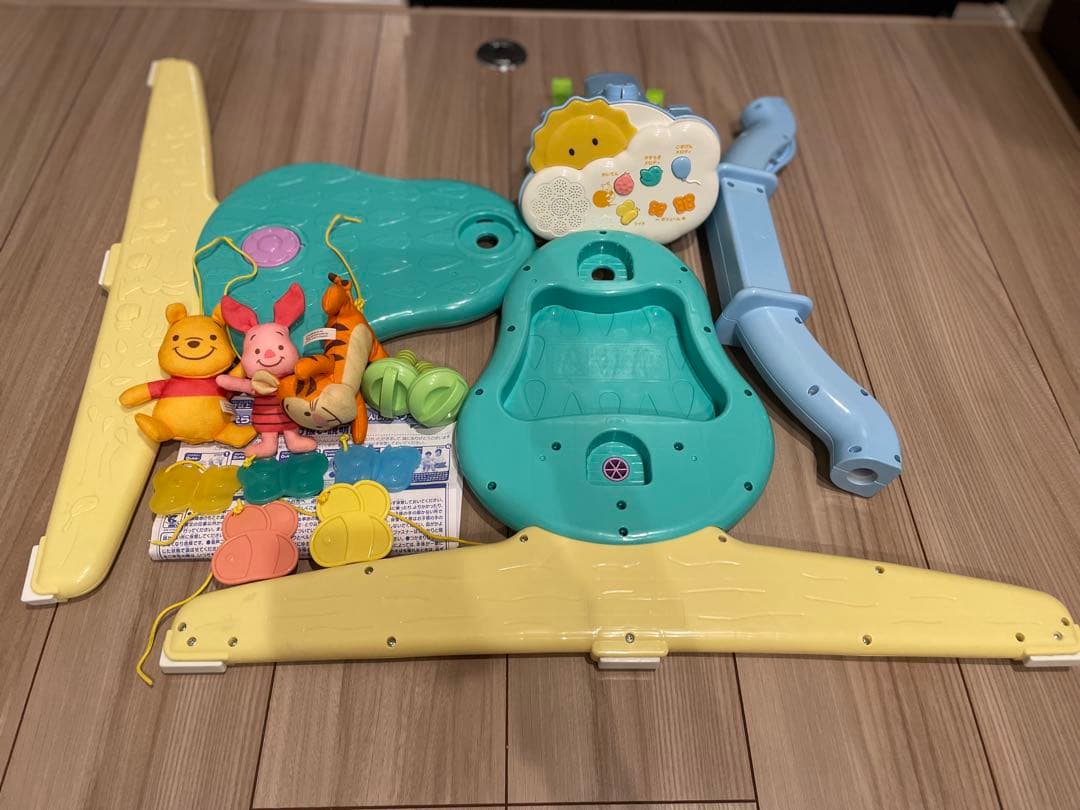 【美品】プーメリー　くまのプーさん選べる回転6WAY ジムにへんしんメリー