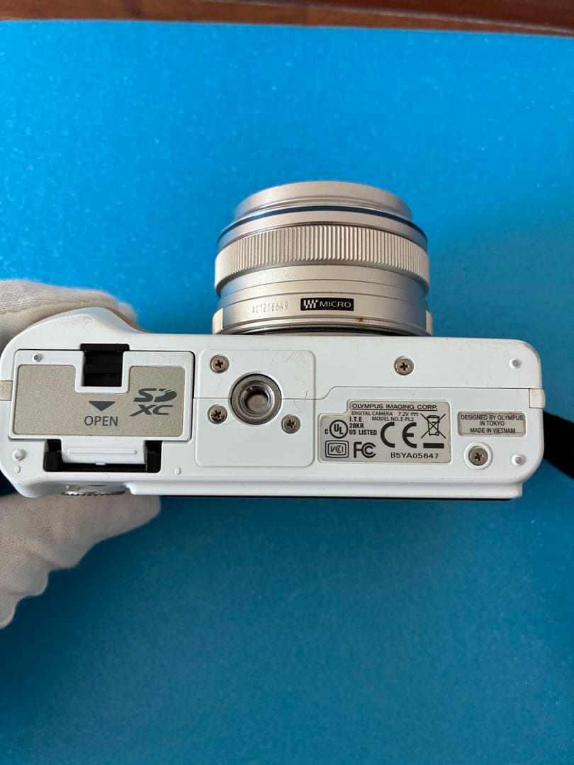 OLYMPUS PEN E-PL2 ダブルズーム　パンケーキ レンズ セット