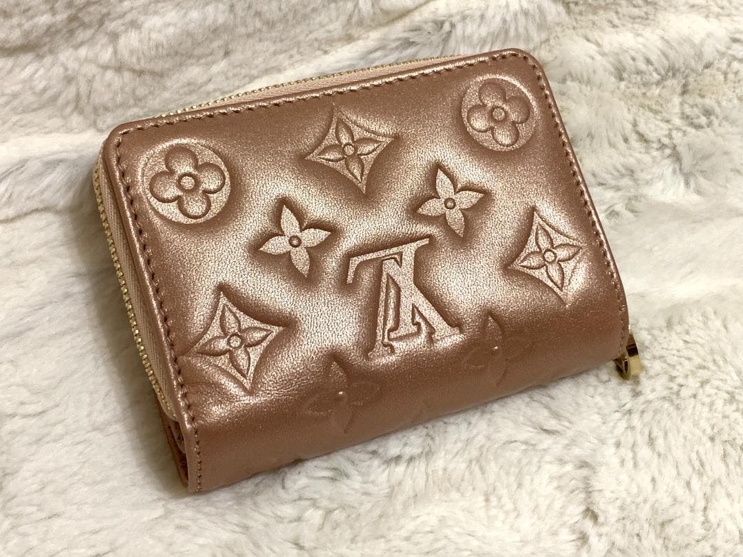 ルイヴィトン モノグラムエンボスポルトフォイユルー ローズゴールド ピンク財布