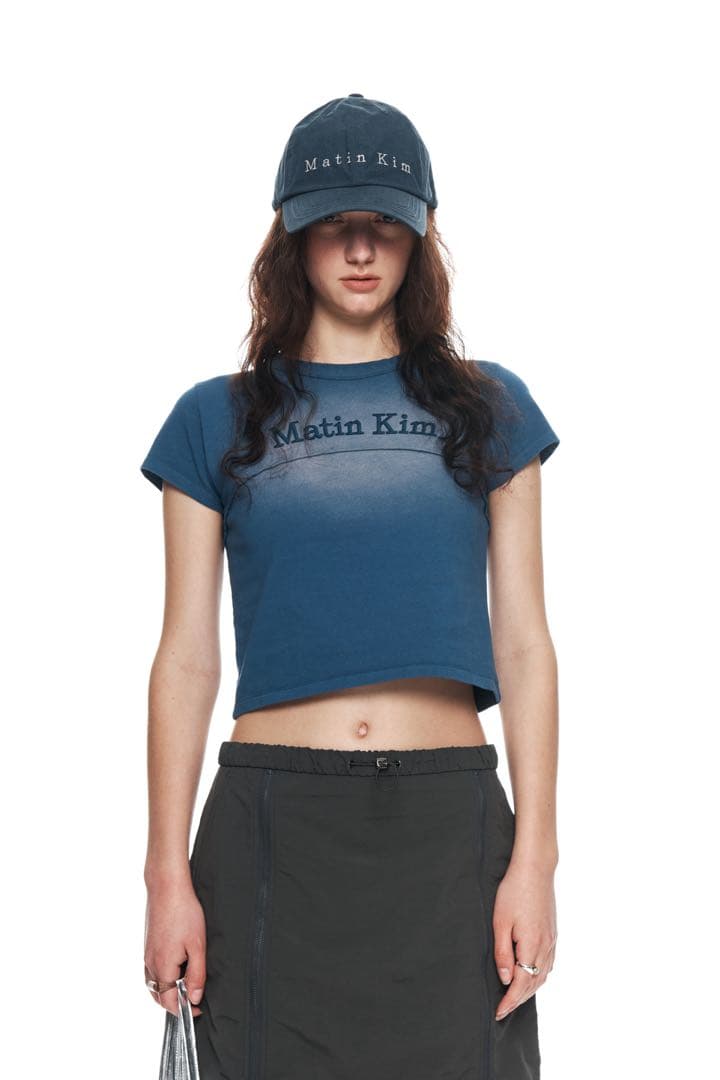Matin Kim PIGMENT 　Matin Kim Tシャツ