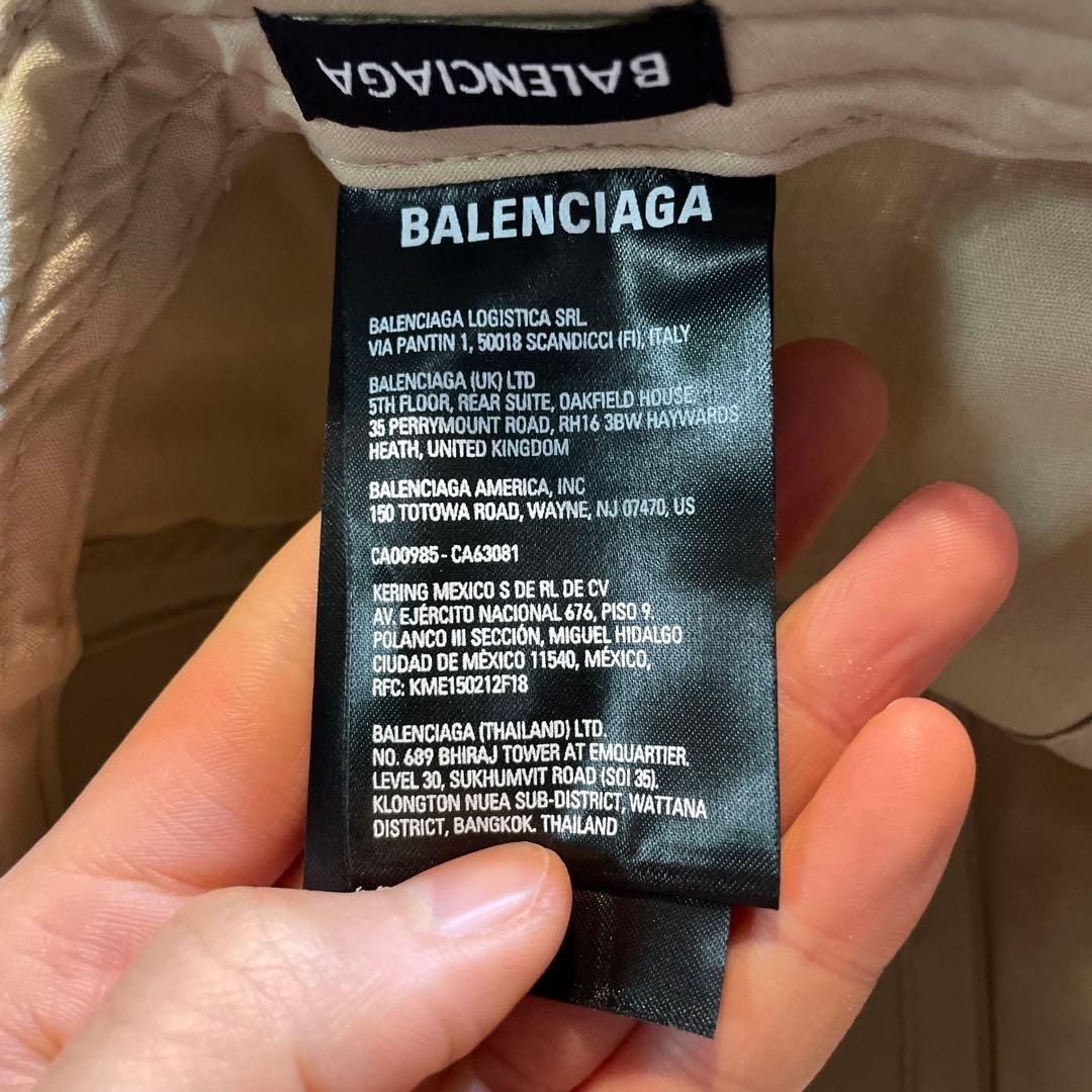 赤*空様 BALENCIAGA ダメージ加工 ブラックキャップ　サイズM