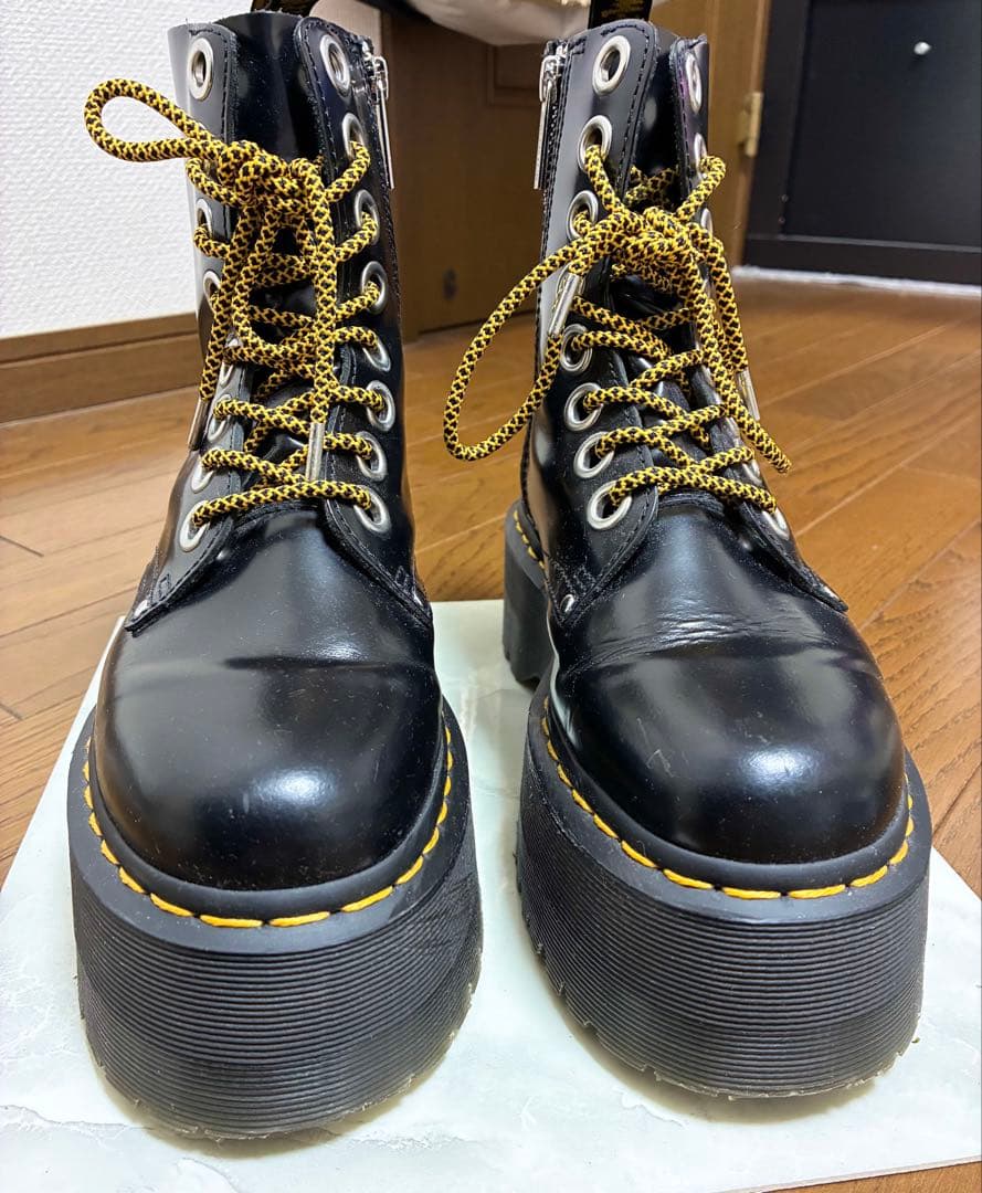 Dr.MartensドクターマーチンJADON MAX 8 ホール ブーツ
