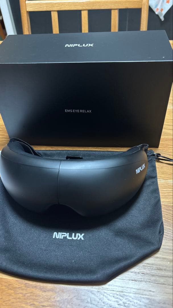 NIPLUX EMS EYE RELAX目元エステホットアイマスク