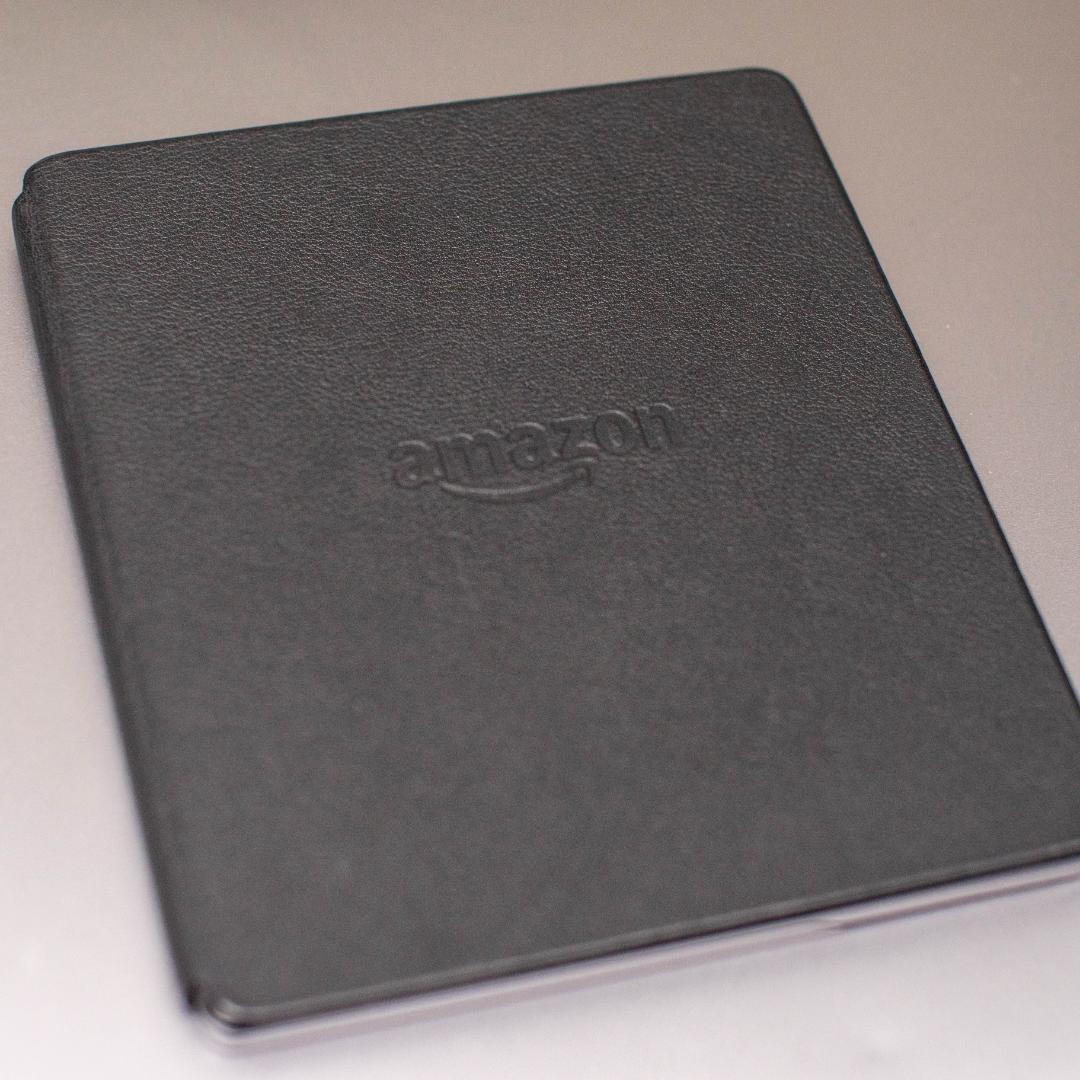 Kindle Oasis 8世代 本体(訳アリ)＋純正バッテリー内蔵革カバー