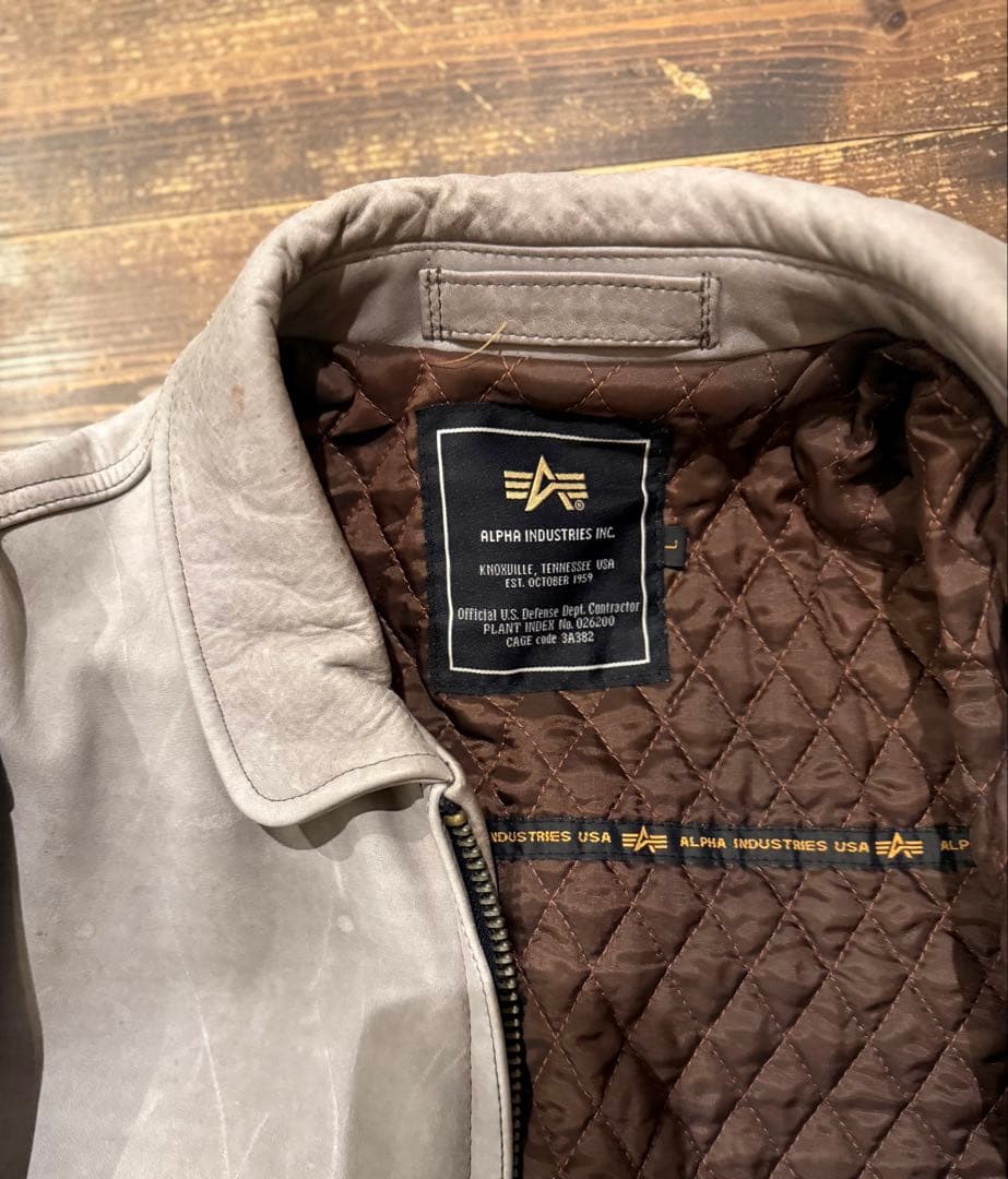 Alpha Industries CWU-45Pレザーフライトジャケット