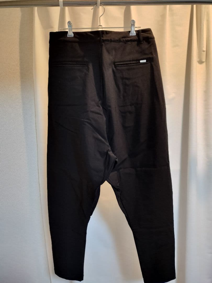 rehacer ブラック サルエルパンツ