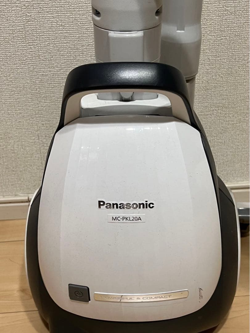 紙パック掃除機　Panasonic MC-PKL20A