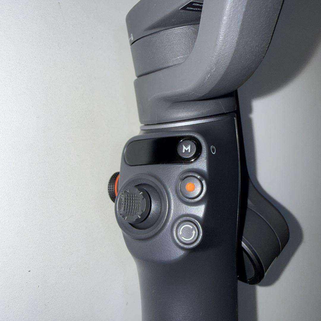 DJI Osmo Mobile 6 スマートフォン用ジンバル スタビライザー