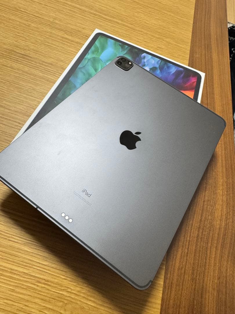 第4世代iPad Pro スペースグレー + Apple Pencil
