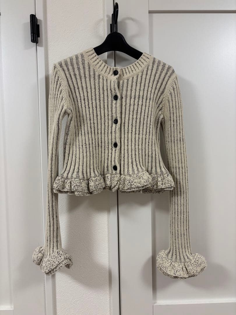 CLANE クラネ W FACE SHORT FRILLED KNIT TOPS