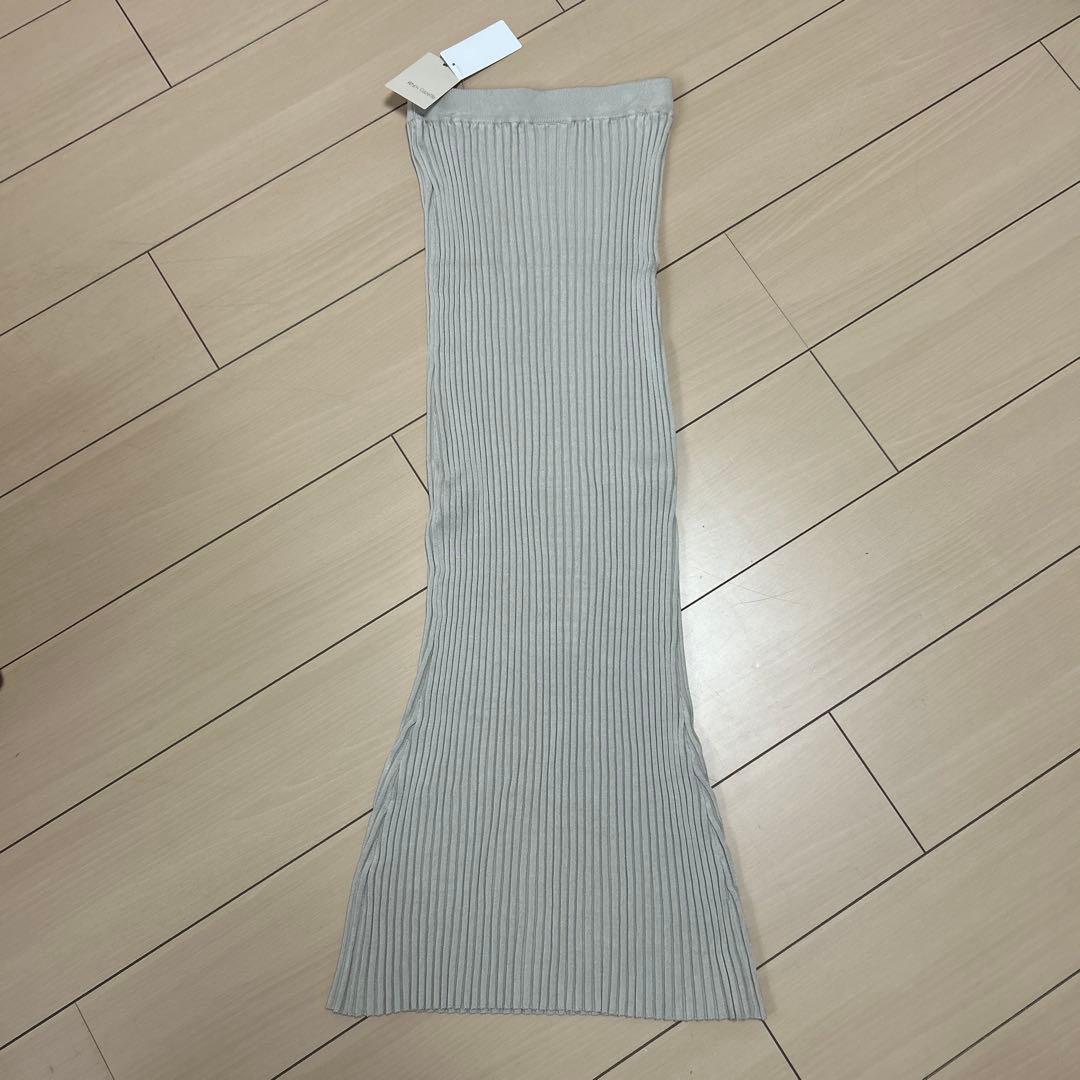 【最終価格】【新品】 ウィムガゼット ニットフィットスカート