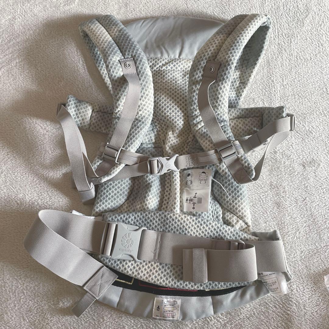 エルゴベビー抱っこ紐 OMNI Breeze ライトグレー