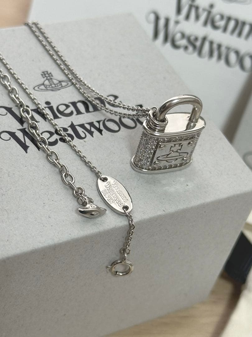 【最終値下げ】Vivienne Westwood ネックレス