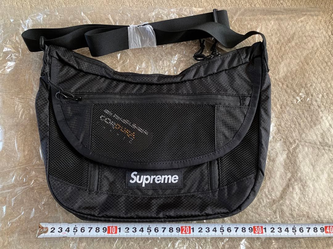 新品 Supreme Small Messenger Bag Black