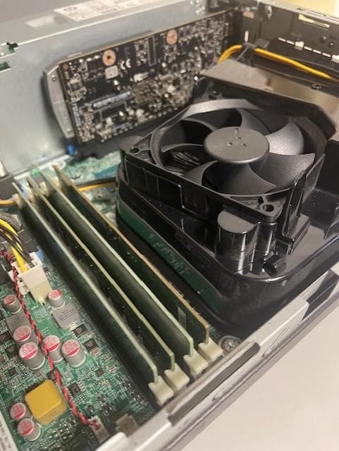 HP600G4 第八世代Core-i7/メモリ32GB/SSD512G/グラボ付