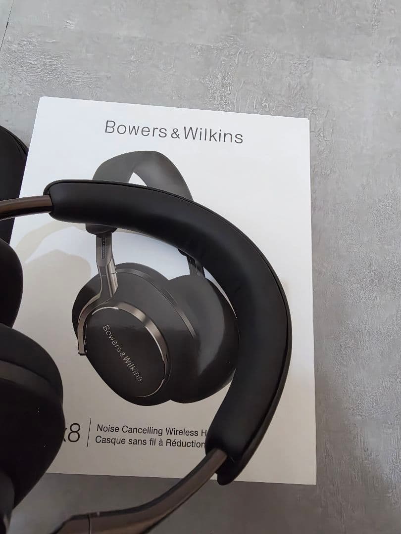 Bowers & Wilkins Px8 ワイヤレスヘッドホン ブラック