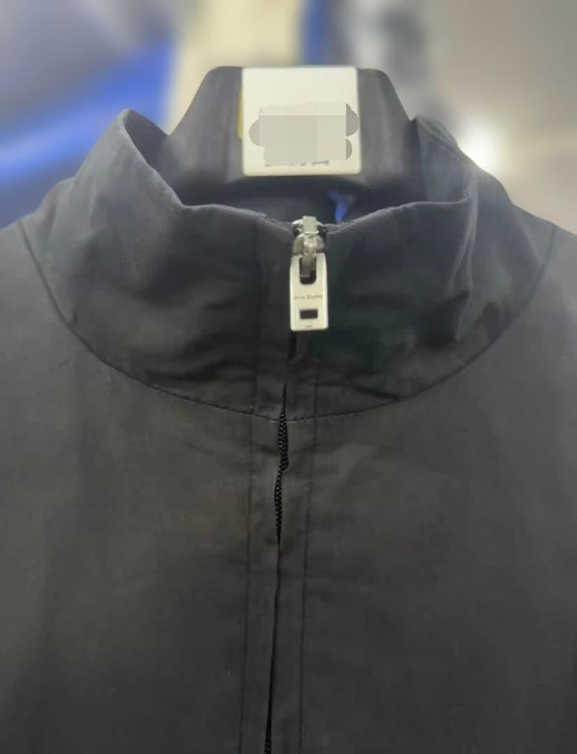 Acne Studios 1996 ナイロンジャケット ブラック 軽量アウター