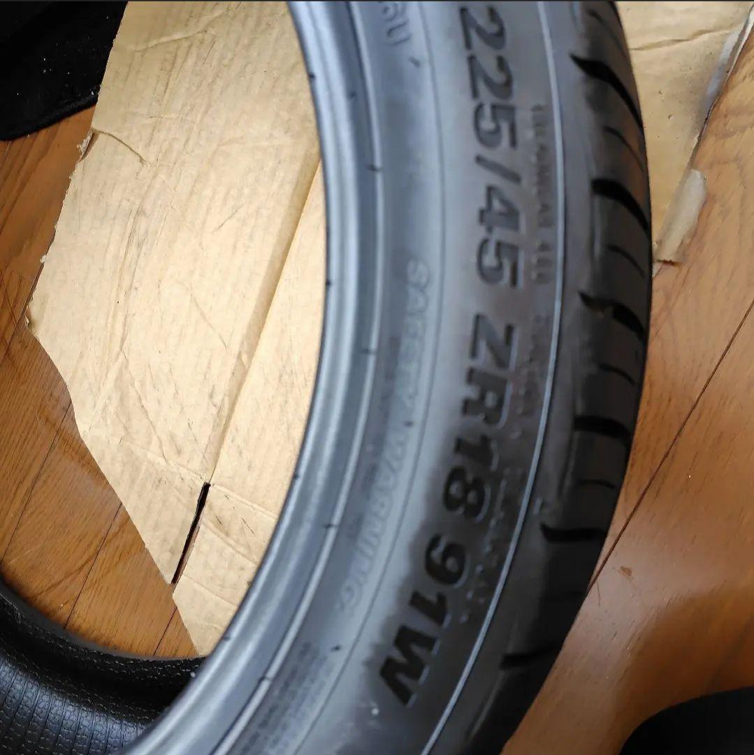 クムホ ECSTA PS31 225/45R18 91W 2本組　バラ売り不可