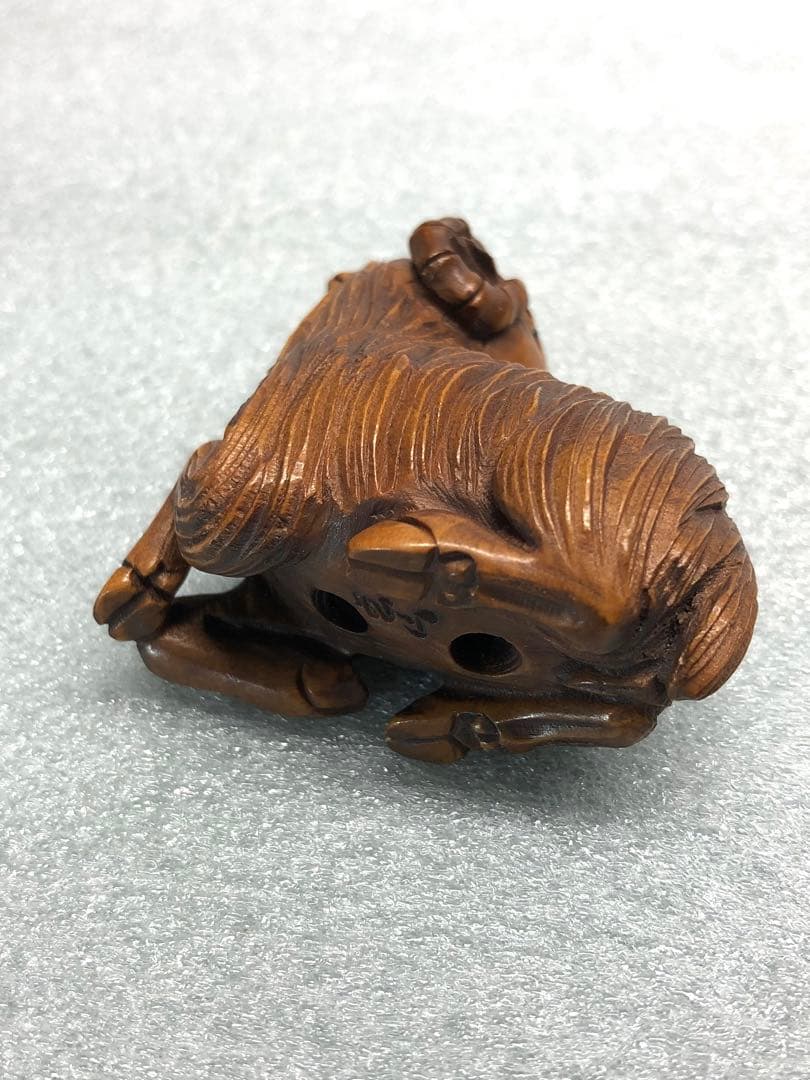 根付　羊　時代提物　木彫り