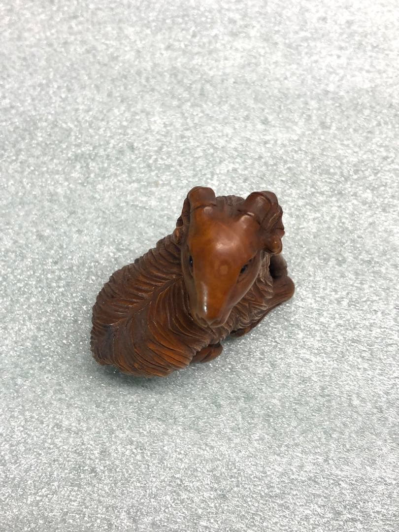根付　羊　時代提物　木彫り