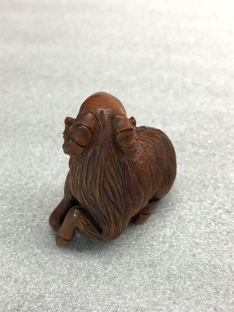 根付　羊　時代提物　木彫り