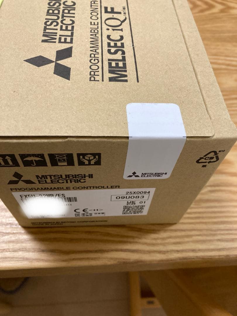 三菱電機　FX5U-32MR/ES