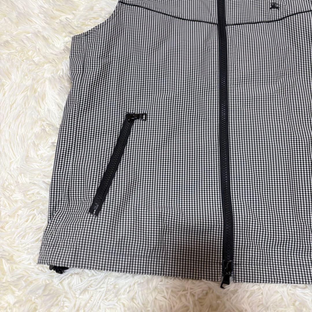 タグ付き BURBERRY BLACK LABEL ノースリーブパーカーベスト