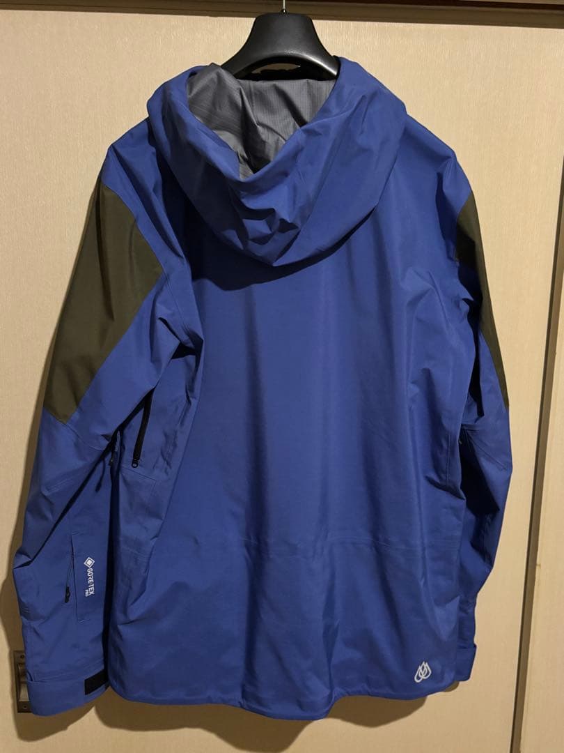 クイックシルバー ハイライン ゴアテックス プロ ジャケット Mサイズ