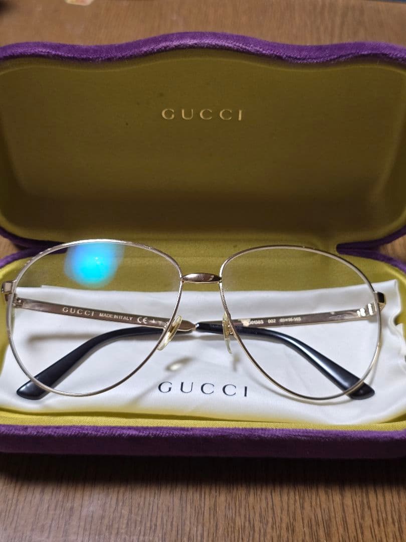 BTS テテ着用 GUCCI GG0138S ゴールドサングラス