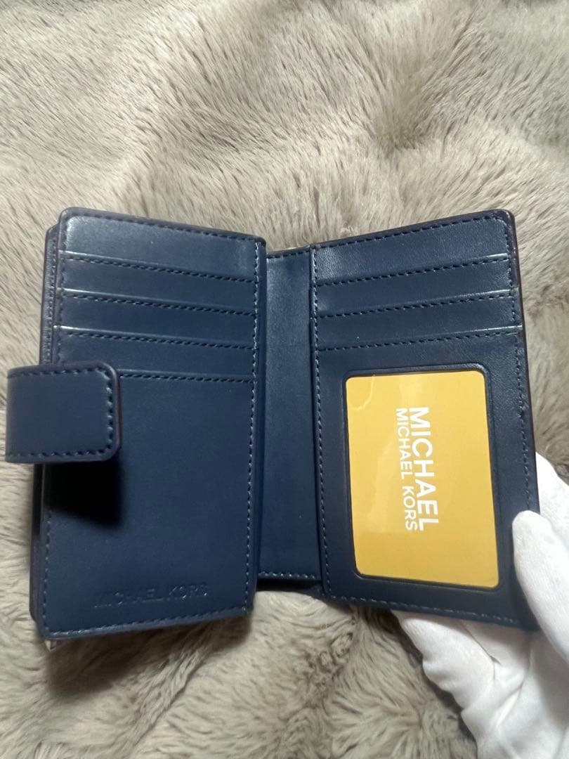 【期間限定値下げ中✨️】MICHAEL KORS 2つ折り 財布