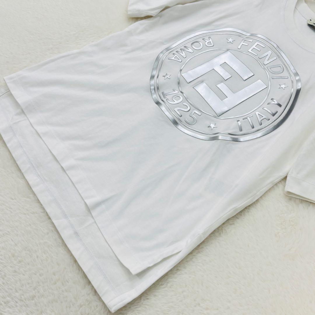 現行モデル　極美品　フェンディ　Tシャツ　Fロゴ　ズッカ　シルバー　白　ラメ