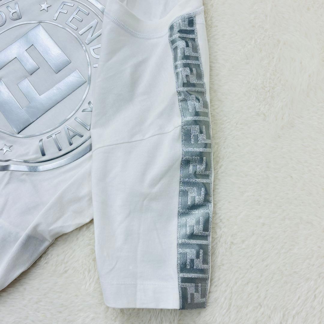 現行モデル　極美品　フェンディ　Tシャツ　Fロゴ　ズッカ　シルバー　白　ラメ