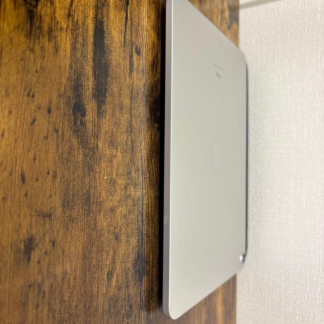 Apple iPad Air (第4世代) シルバー